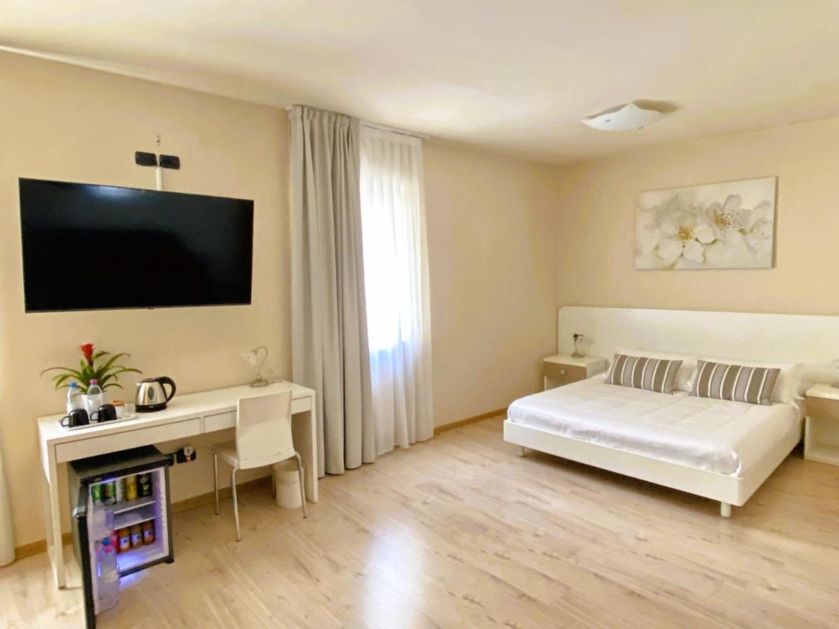 Alle Porte Riva del Garda Ngoại thất bức ảnh