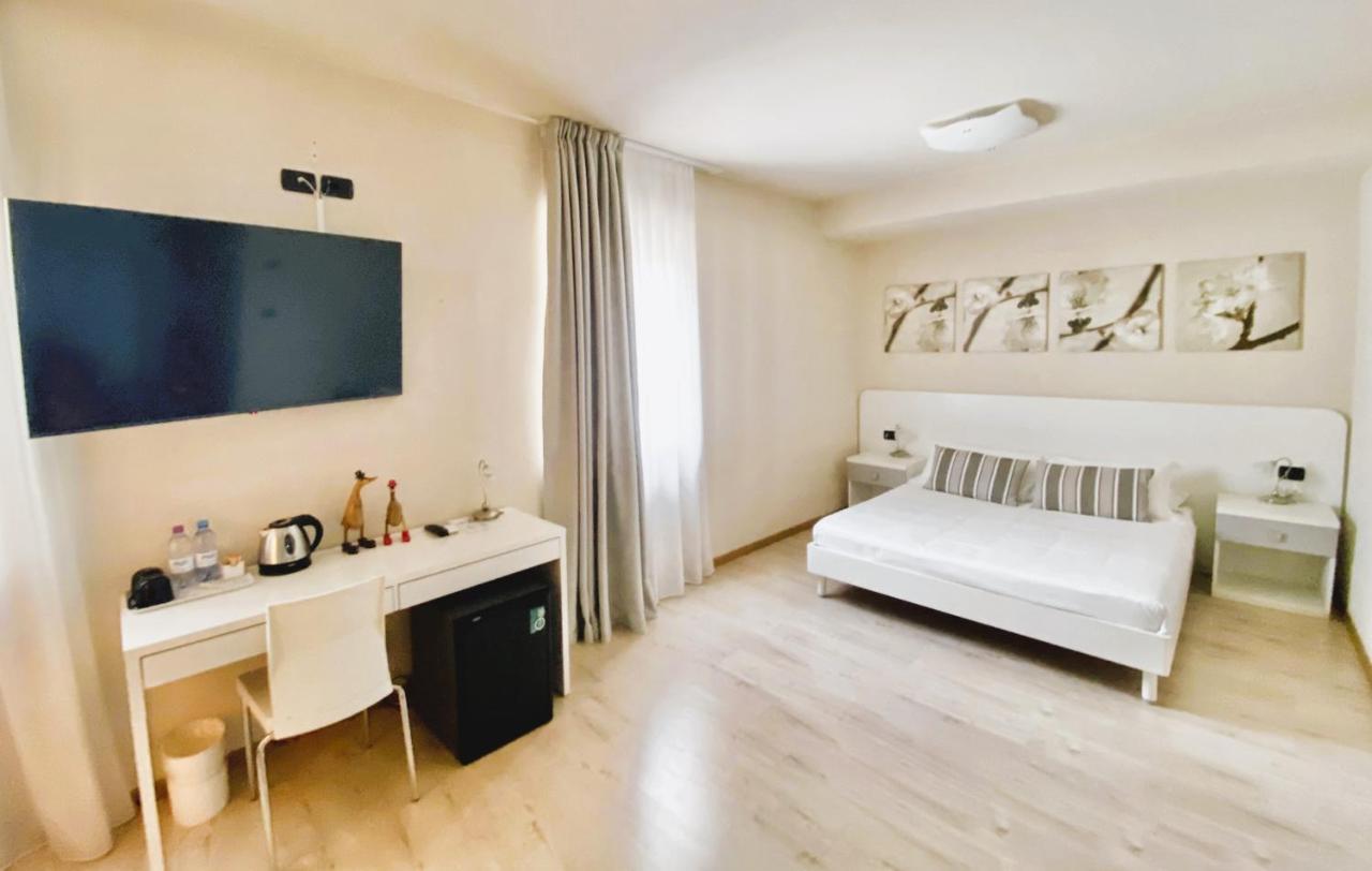 Alle Porte Riva del Garda Ngoại thất bức ảnh